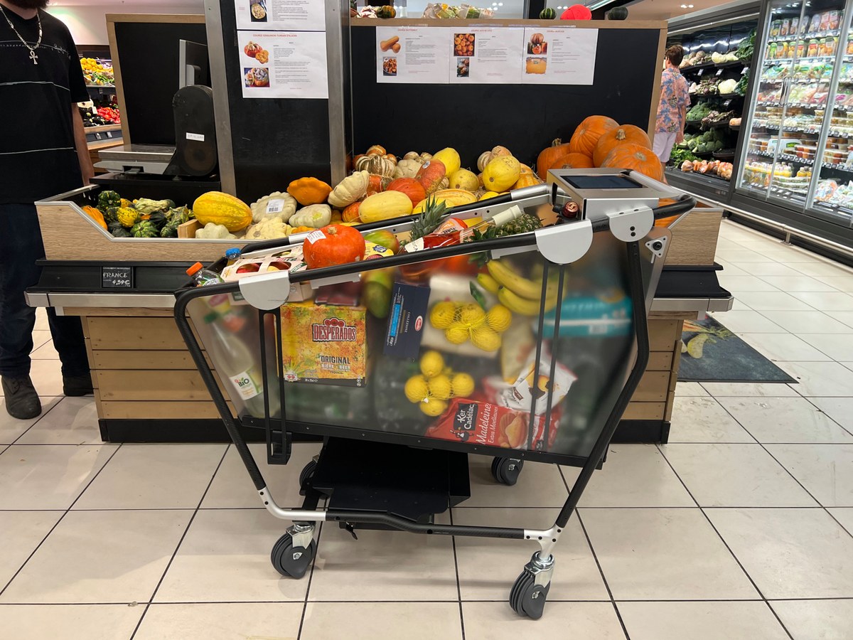 Le chariot de supermarché devient un ordinateur : et si Afasin construisait le sien ?